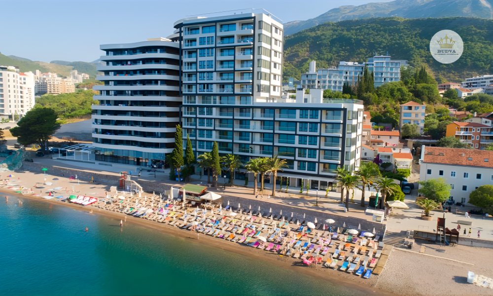 Novogradnja prva linija - Bečići - USELJIVO